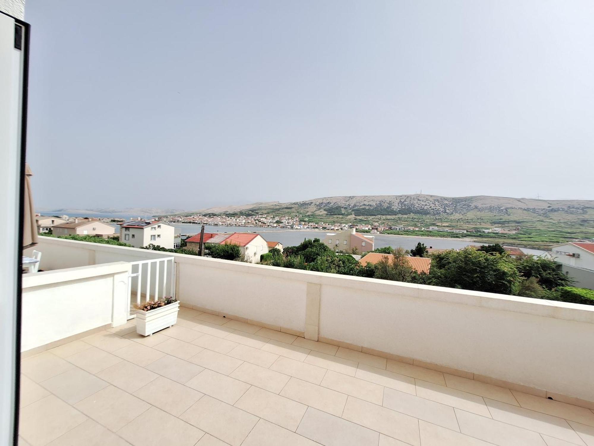 Sunny Bi-Pi Apartment Pag Town Esterno foto