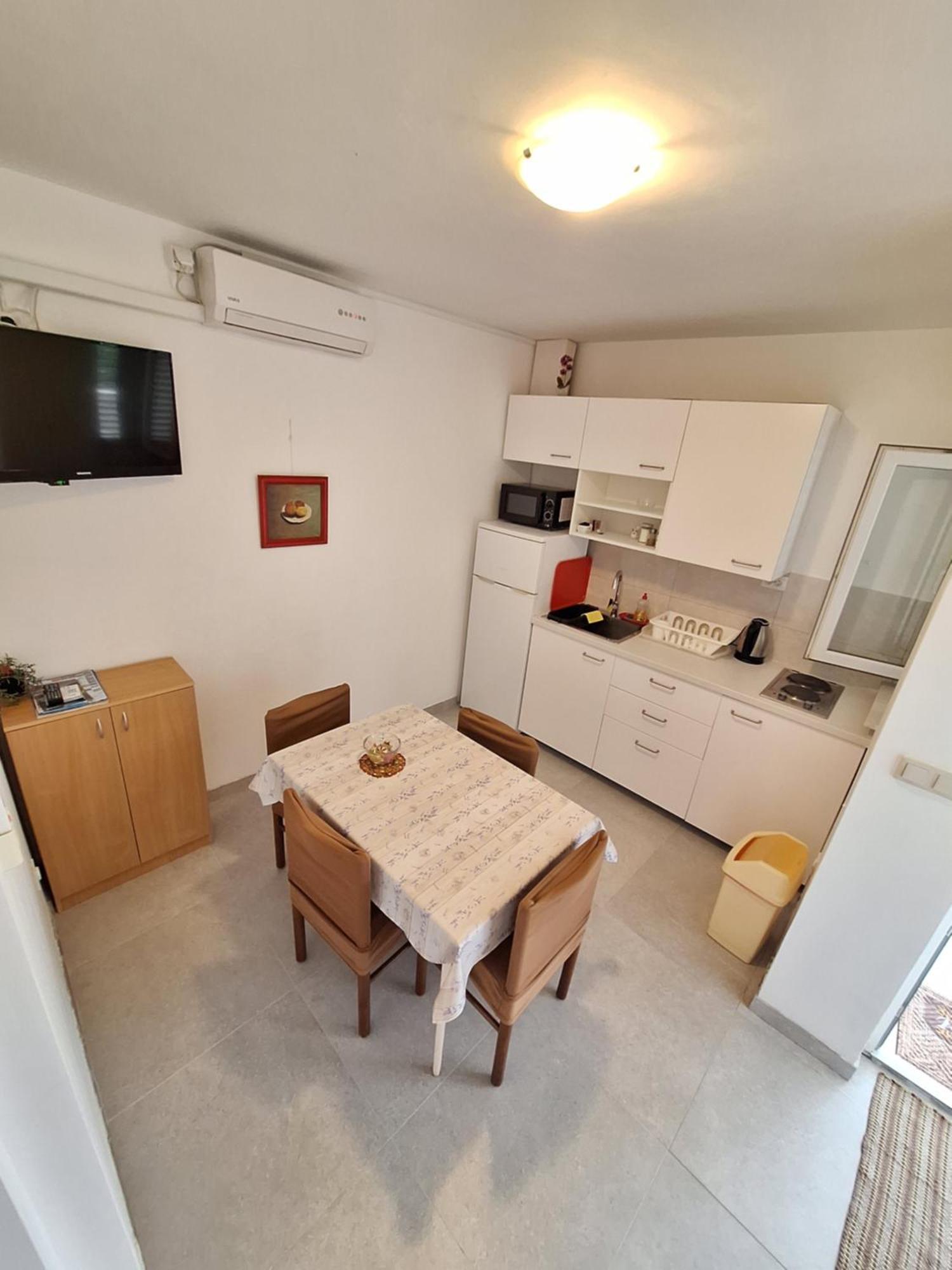 Sunny Bi-Pi Apartment Pag Town Esterno foto
